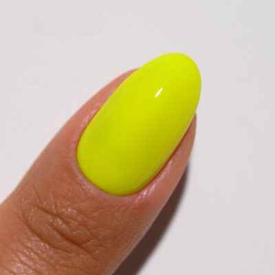 DND DIVA Gel & Lacquer Duo #189 Tennis Ball (Swatch #6)