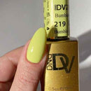 DND DIVA Gel & Lacquer Duo #219 Bumblebee (Swatch #7)