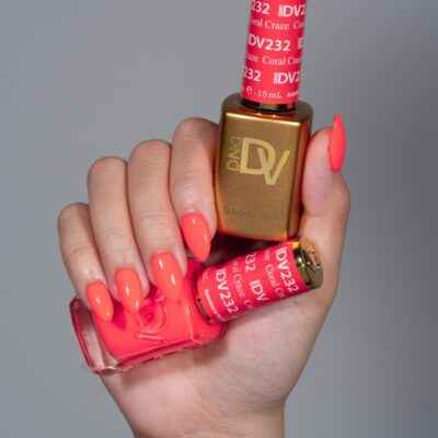 DND DIVA Gel & Lacquer Duo #232 Coral Craze (Swatch #7)